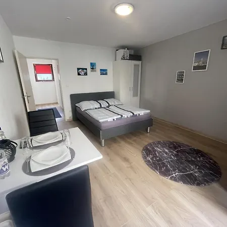 Lage Apartment